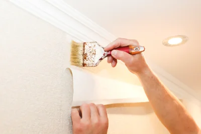 Pose de papier peint à Cerelles — revêtements muraux et toiles de verre